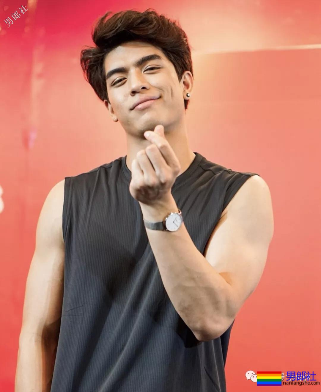 泰国混血肌肉小帅哥，厚厚的嘴唇高颜值！ - 51虹马