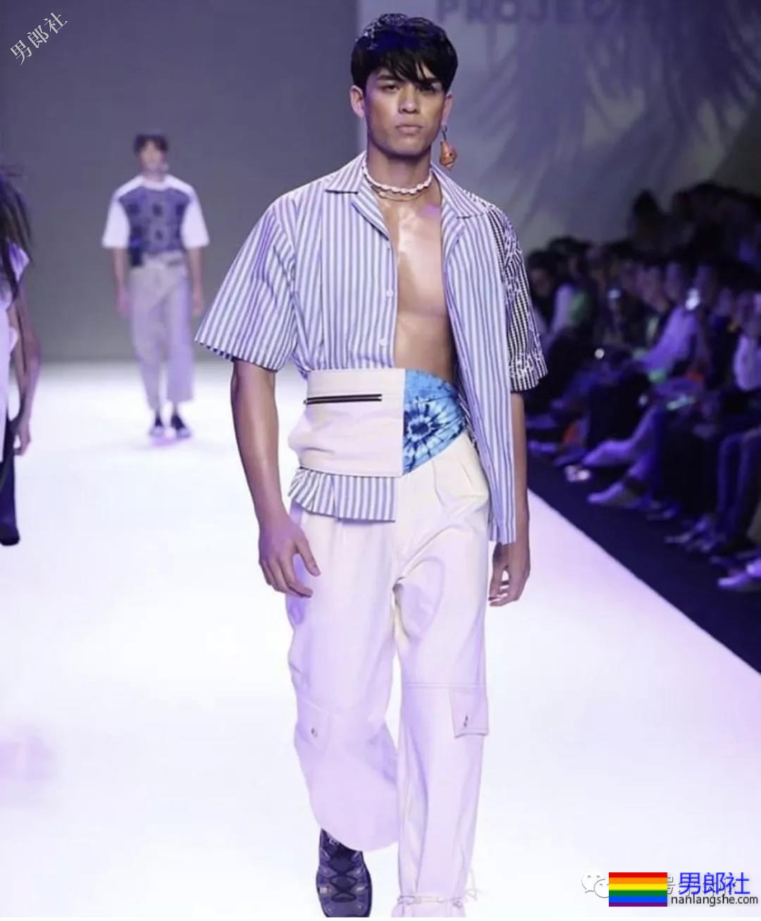 泰国混血肌肉小帅哥，厚厚的嘴唇高颜值！ - 51虹马