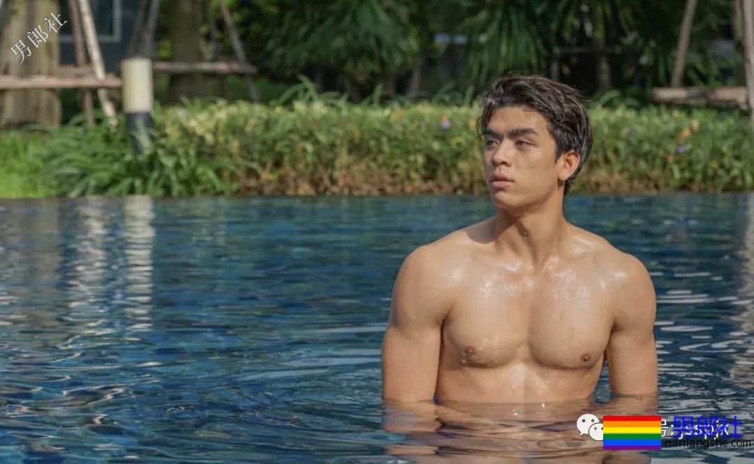 泰国混血肌肉小帅哥，厚厚的嘴唇高颜值！ - 51虹马