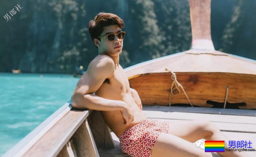 泰国混血肌肉小帅哥，厚厚的嘴唇高颜值！ - 51虹马