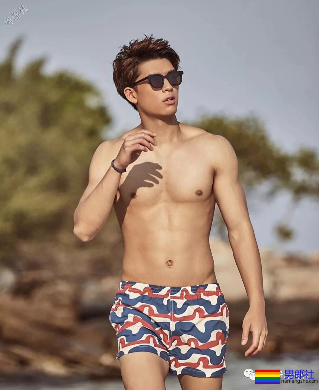 泰国混血肌肉小帅哥，厚厚的嘴唇高颜值！ - 51虹马