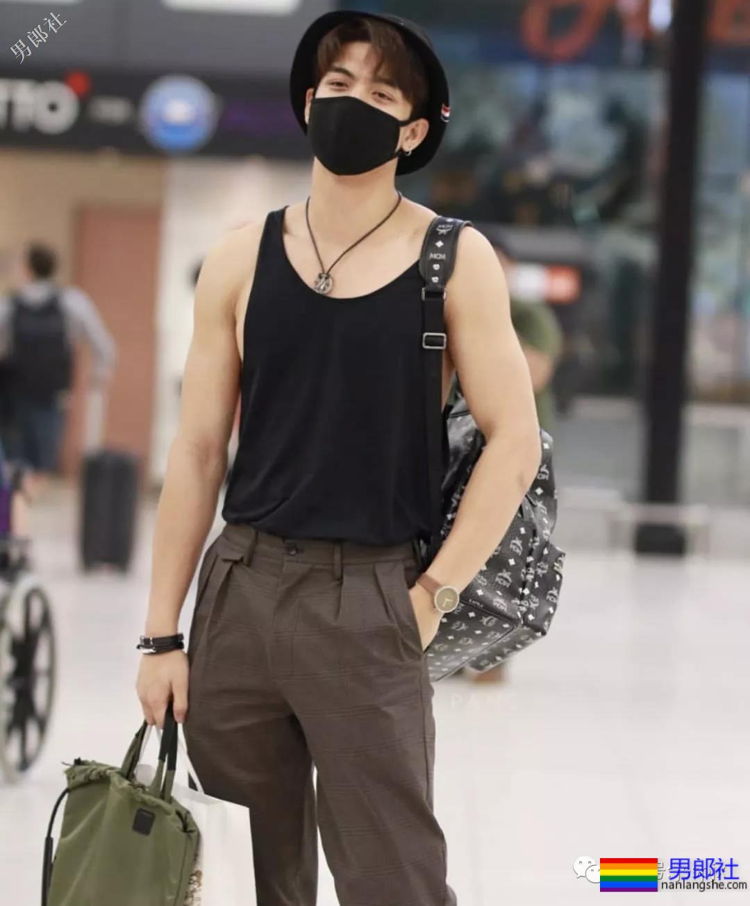 泰国混血肌肉小帅哥，厚厚的嘴唇高颜值！ - 51虹马