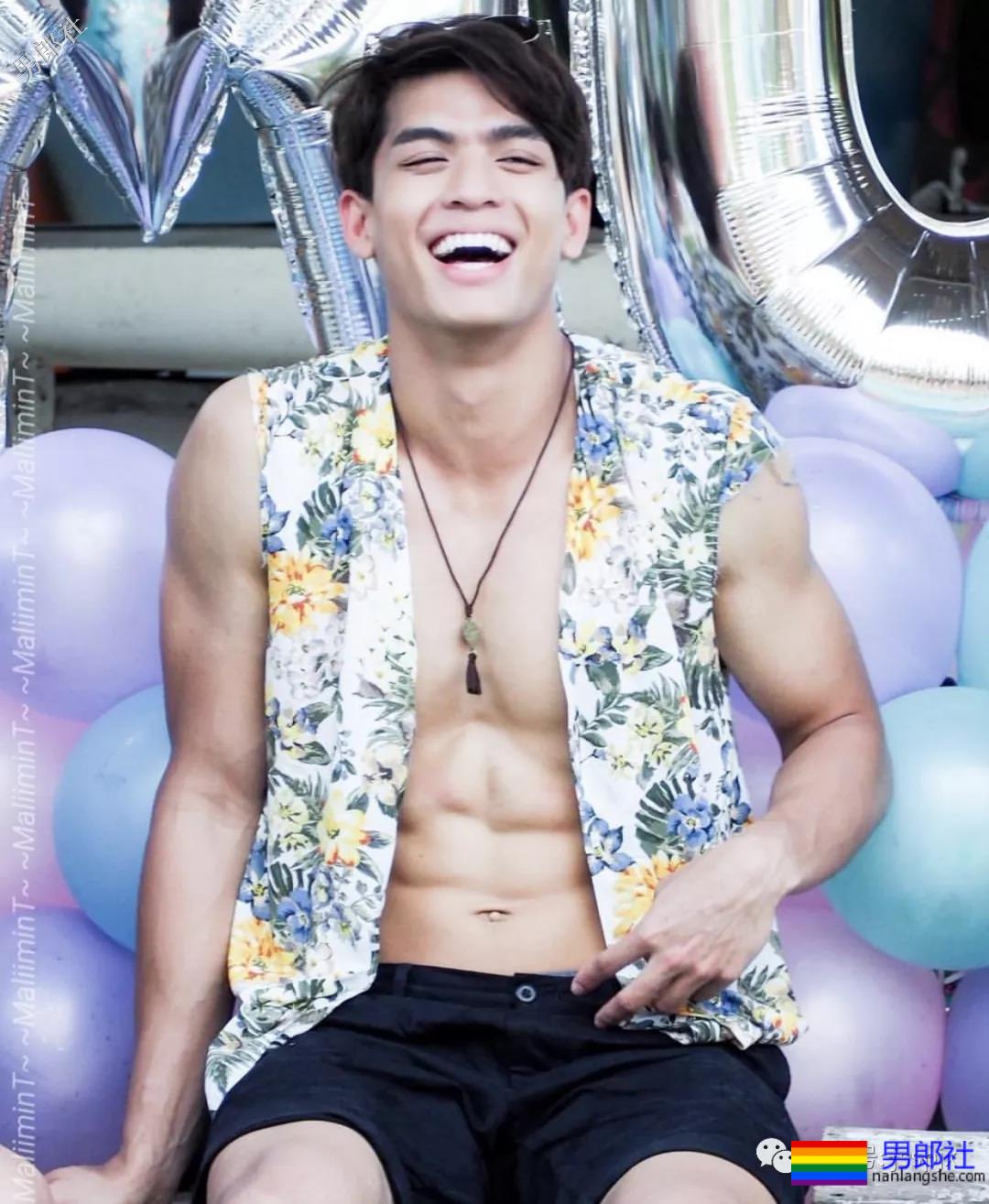 泰国混血肌肉小帅哥，厚厚的嘴唇高颜值！ - 51虹马