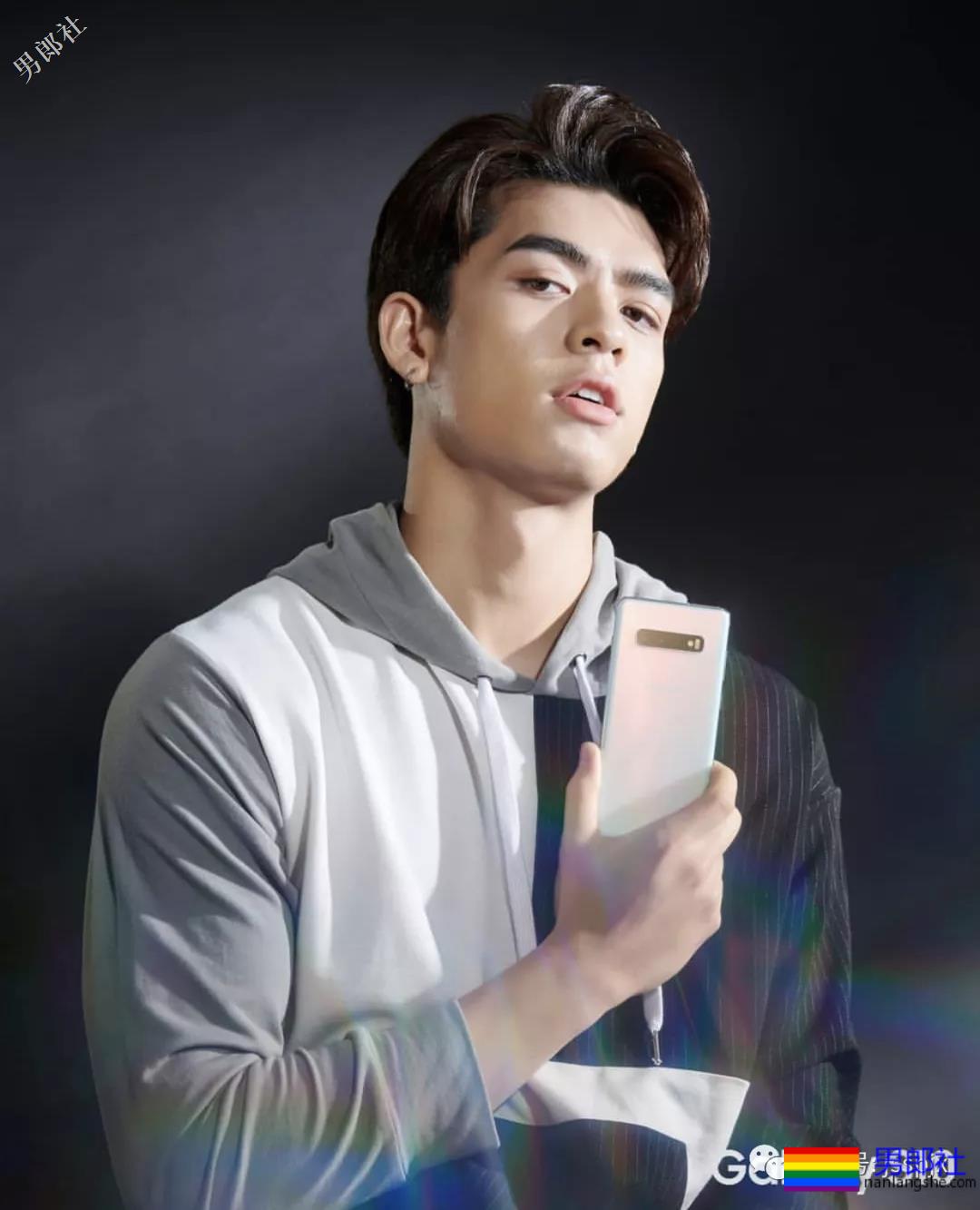 泰国混血肌肉小帅哥，厚厚的嘴唇高颜值！ - 51虹马