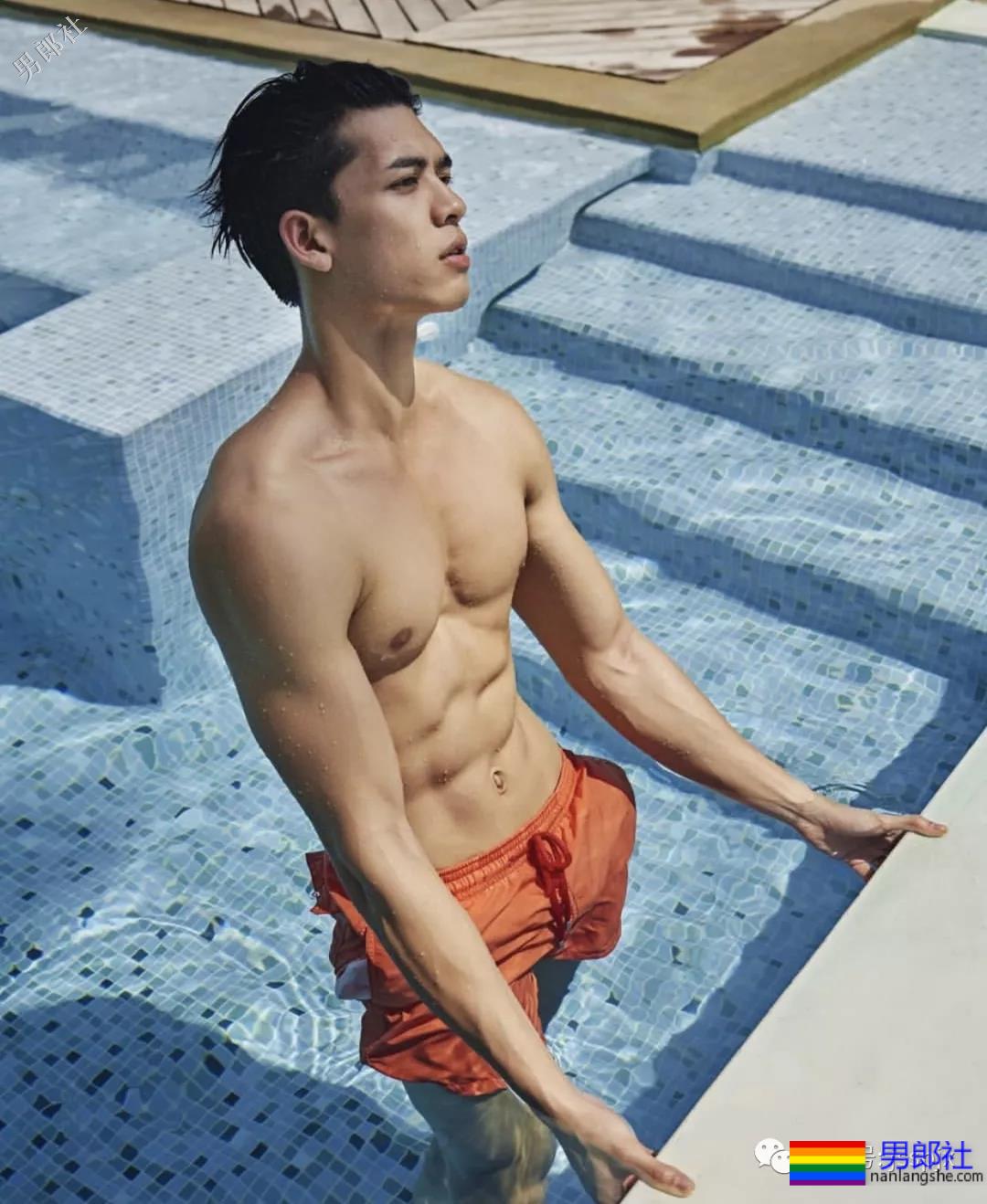 泰国混血肌肉小帅哥，厚厚的嘴唇高颜值！ - 51虹马