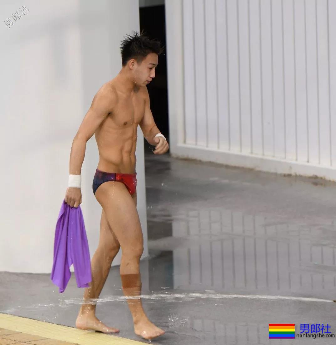 游泳帅哥比赛！妥妥的GV既视感呀！ - 51虹马