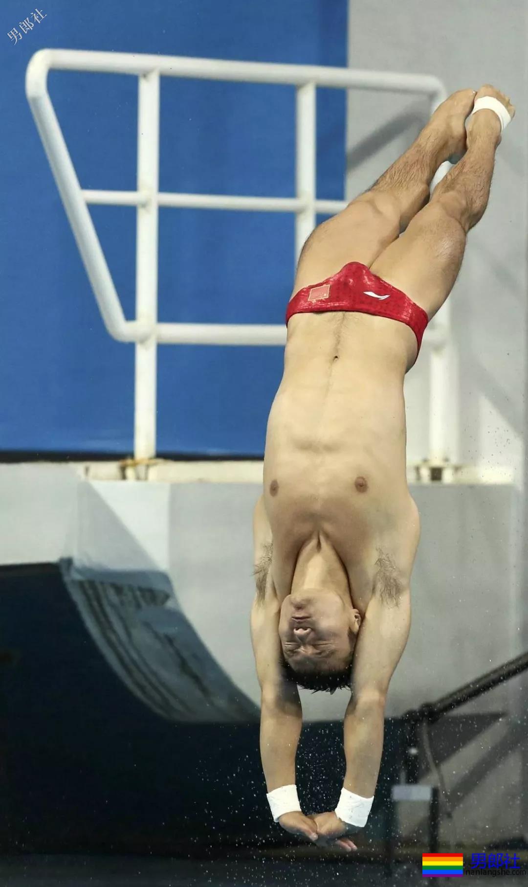 游泳帅哥比赛！妥妥的GV既视感呀！ - 51虹马