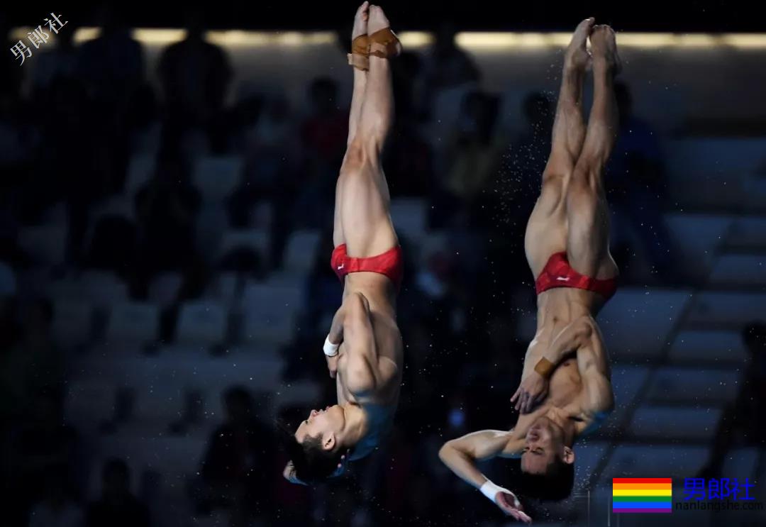 游泳帅哥比赛！妥妥的GV既视感呀！ - 51虹马