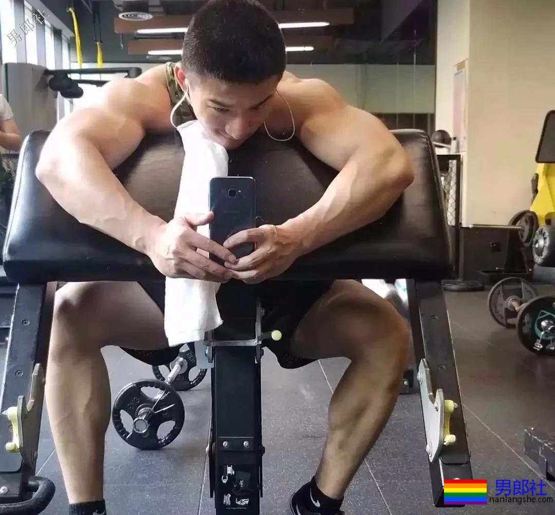 寸头直男打桩机！你的老公已上线！-51虹马