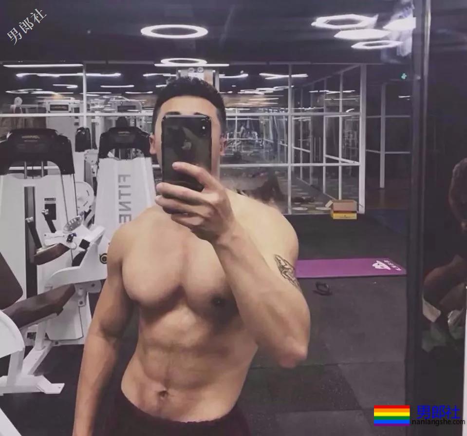 寸头直男打桩机！你的老公已上线！ - 51虹马