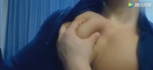 肌肉型男，寂寞时竟独自把玩？-51虹马