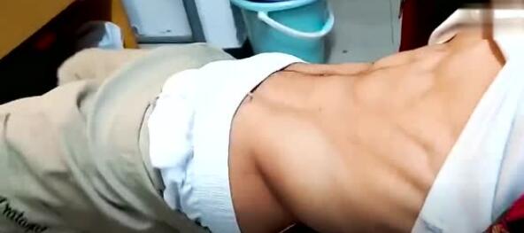 gay，我昨天亲了你 - 51虹马