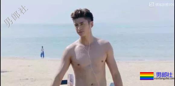 吻过男生演过基情，新剧秀腹肌被质疑，奶帅六块腹肌实力圈粉！ - 51虹马