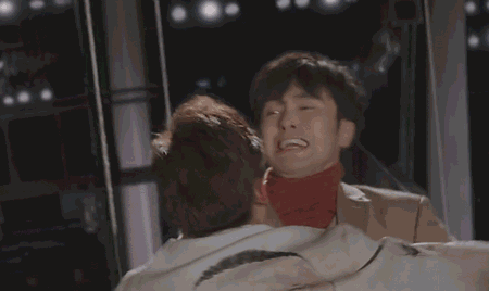 吻过男生演过基情，新剧秀腹肌被质疑，奶帅六块腹肌实力圈粉！ - 51虹马