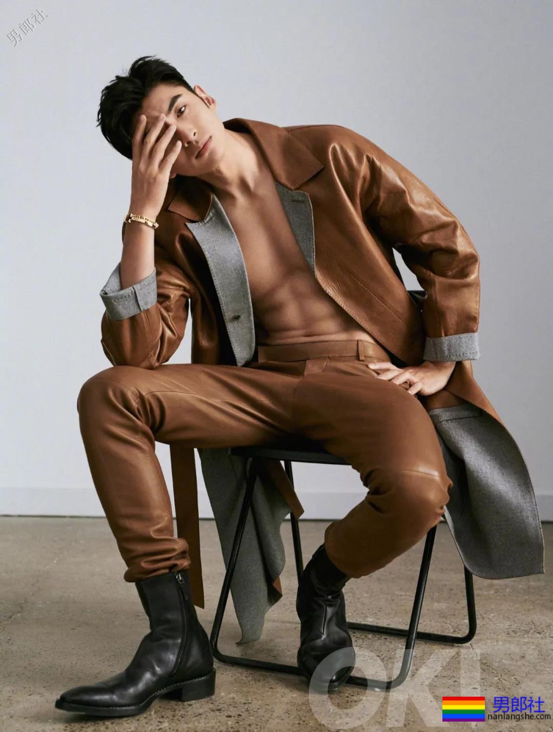 吻过男生演过基情，新剧秀腹肌被质疑，奶帅六块腹肌实力圈粉！ - 51虹马