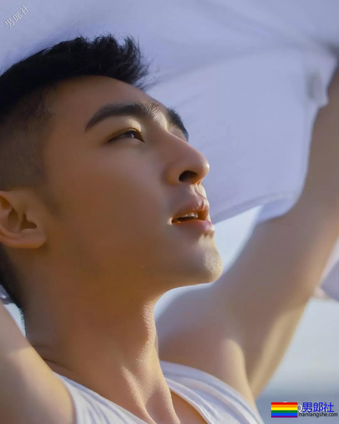 毛若懿又双叒叕发新硬照！ - 51虹马