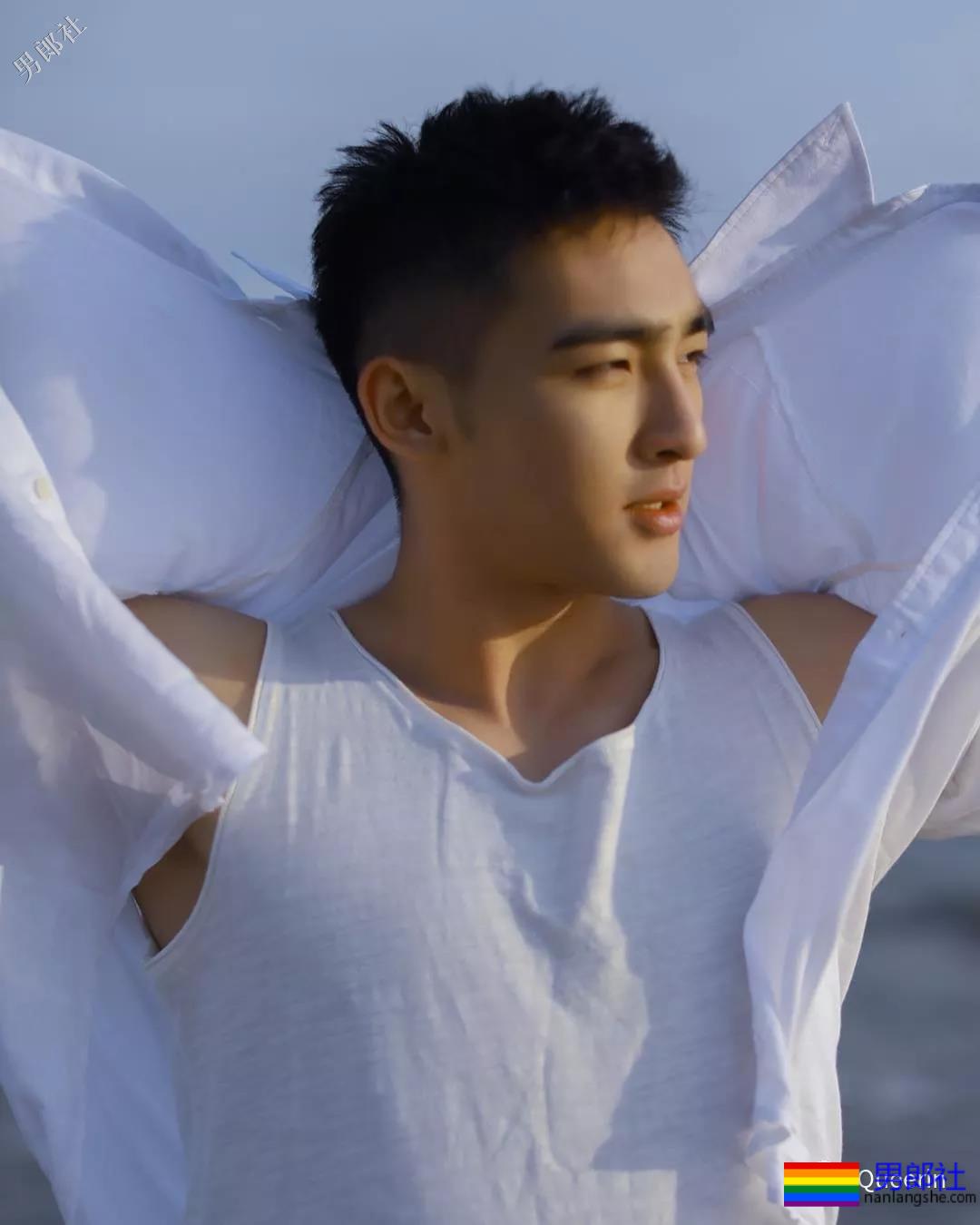 毛若懿又双叒叕发新硬照！ - 51虹马