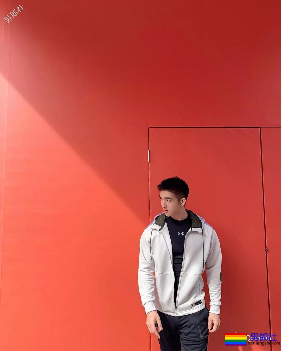 毛若懿又双叒叕发新硬照！ - 51虹马