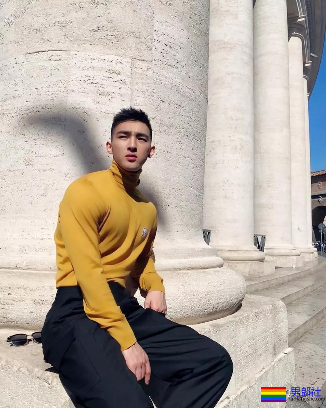 毛若懿又双叒叕发新硬照！ - 51虹马