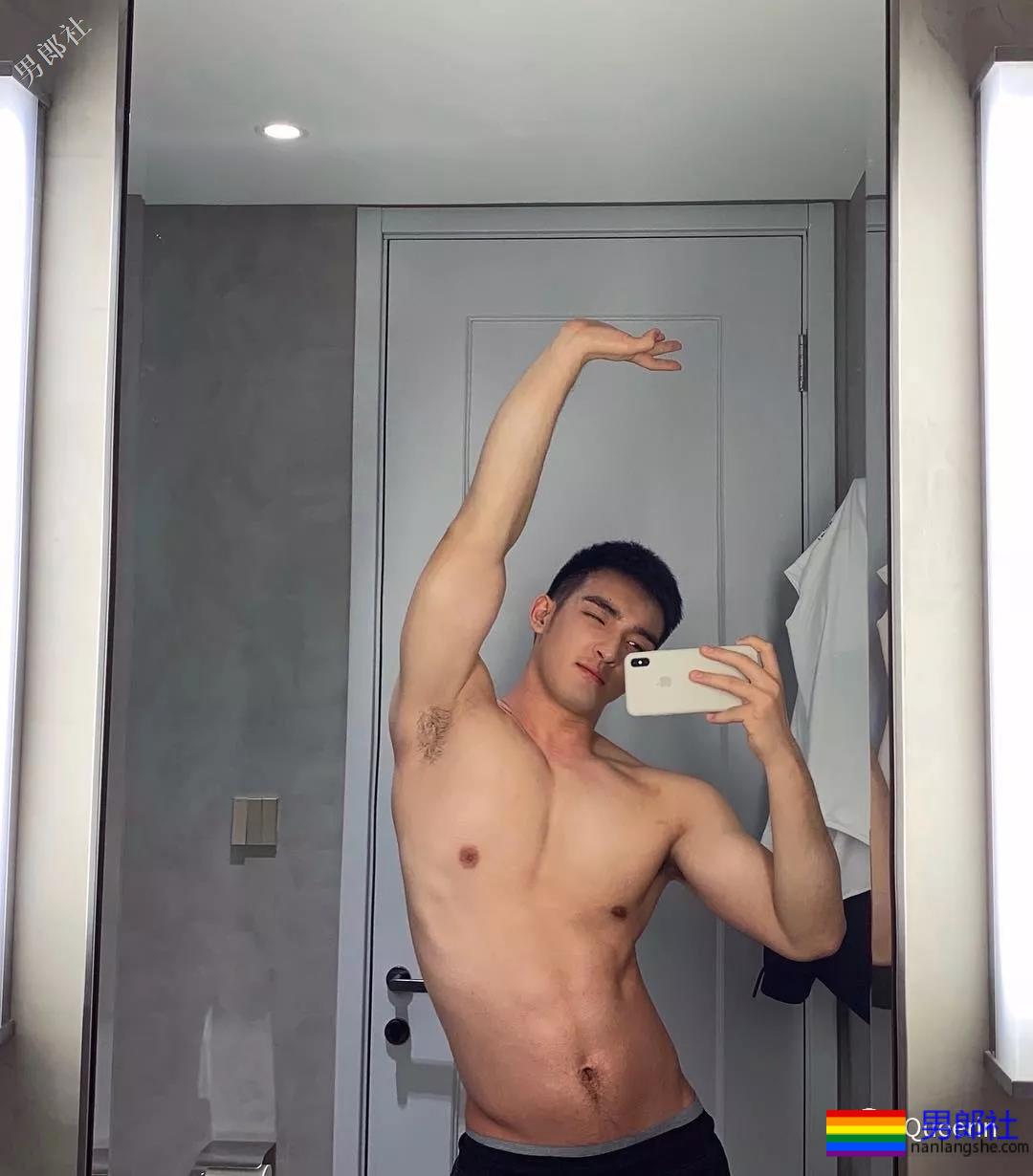 毛若懿又双叒叕发新硬照！ - 51虹马