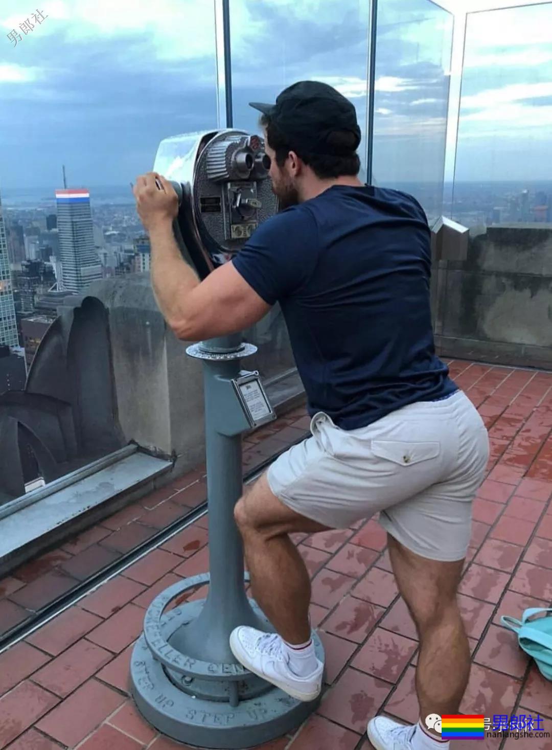 怎样让自己的臀翘过美国队长！？ - 51虹马