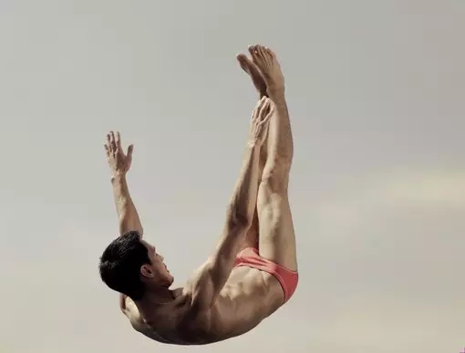 分手后,他看到他在酒吧厕所吃别人鸡巴 - 51虹马 分手后,他看到他在酒吧厕所吃别人鸡巴 - 51虹马