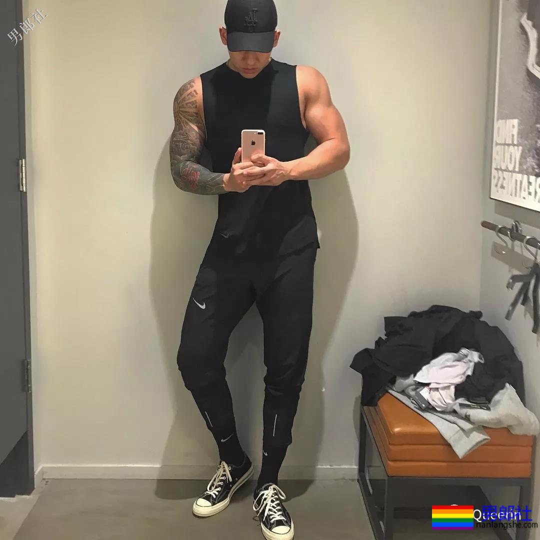 195小哥哥硬照真不亏，A爆的肌肉男真是万能良药！ - 51虹马