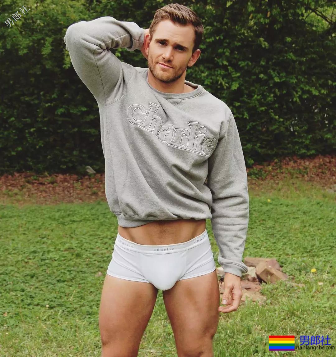 盐系小奶狗的炫腹日常，可以？ - 51虹马