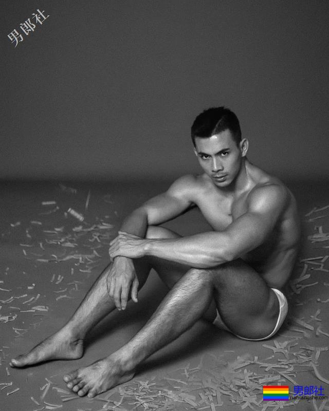 糖 | 壮男薄肌上阵！真的很大！ - 51虹马