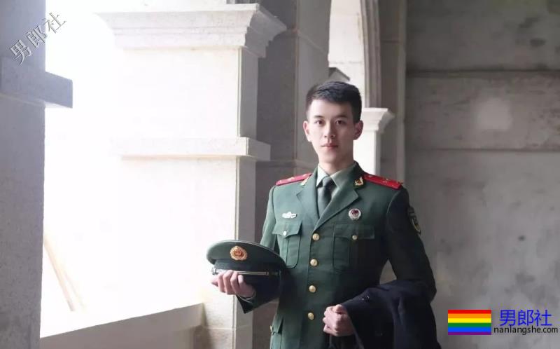 西南航空学院男生集体脱衣表演视频，传疯了 - 51虹马