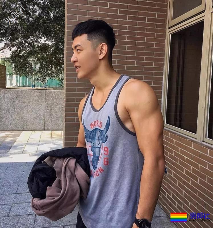 邻居哥哥 - 51虹马