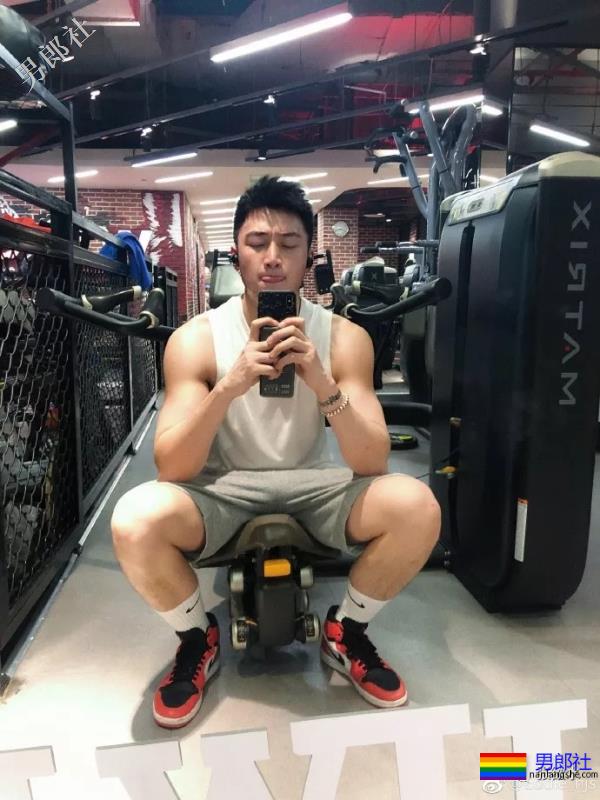 专访:是不是每一个叫Eddie的男生都Hin好看? - 51虹马 专访:是不是每一个叫Eddie的男生都Hin好看? - 51虹马