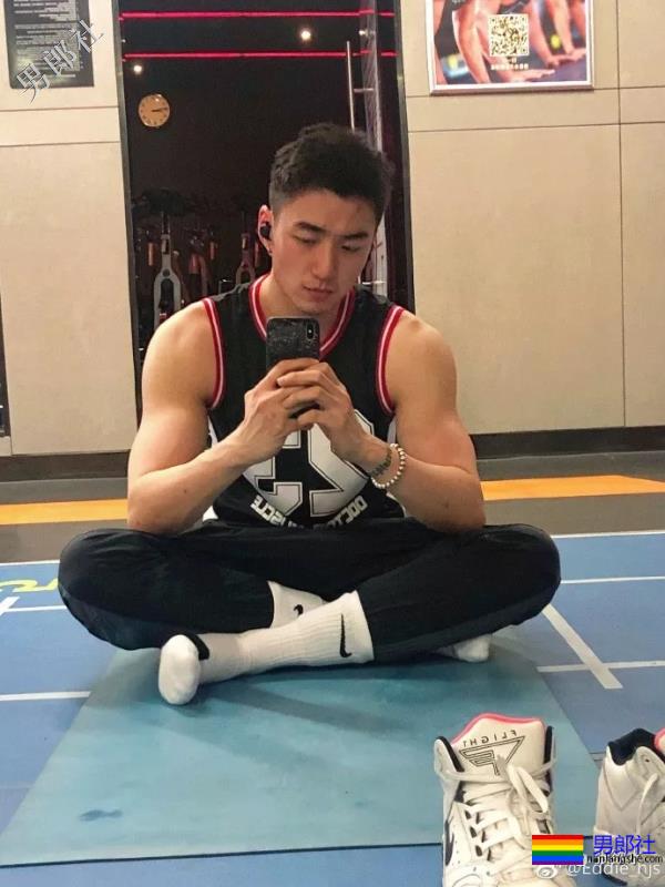 专访:是不是每一个叫Eddie的男生都Hin好看? - 51虹马 专访:是不是每一个叫Eddie的男生都Hin好看? - 51虹马