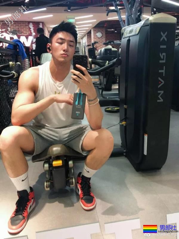 专访:是不是每一个叫Eddie的男生都Hin好看? - 51虹马 专访:是不是每一个叫Eddie的男生都Hin好看? - 51虹马