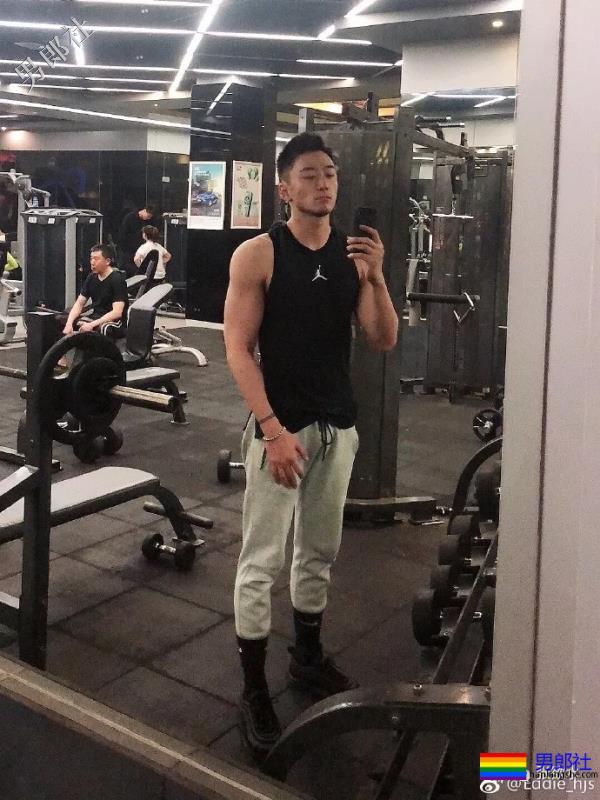 专访:是不是每一个叫Eddie的男生都Hin好看? - 51虹马 专访:是不是每一个叫Eddie的男生都Hin好看? - 51虹马