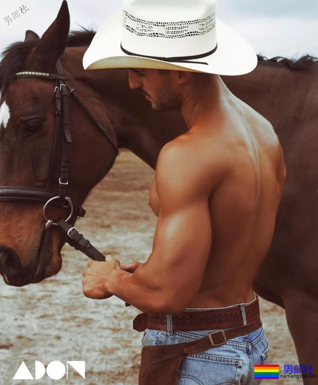 帅气的肌肉西部牛仔写真 - 51虹马