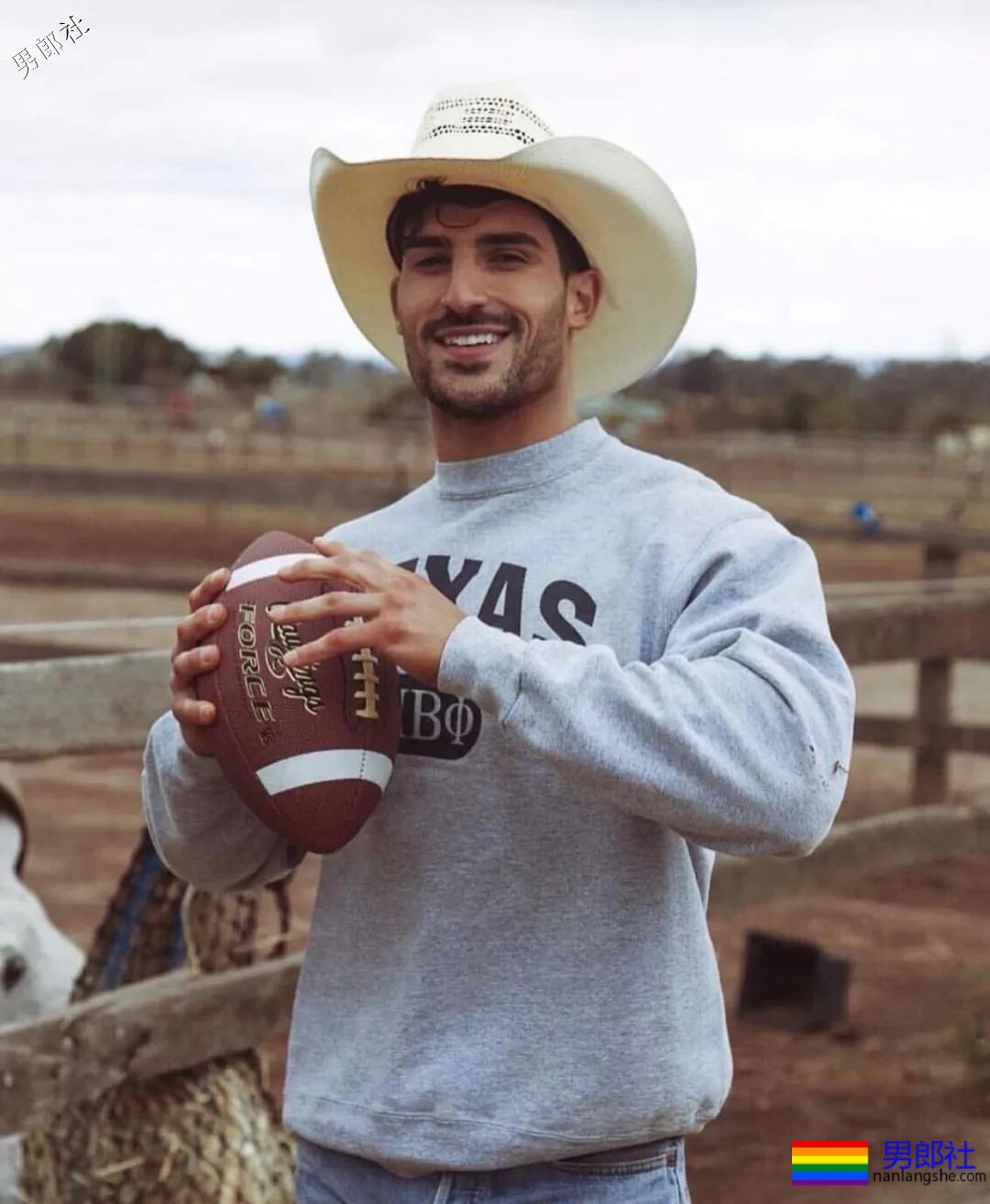 帅气的肌肉西部牛仔写真 - 51虹马