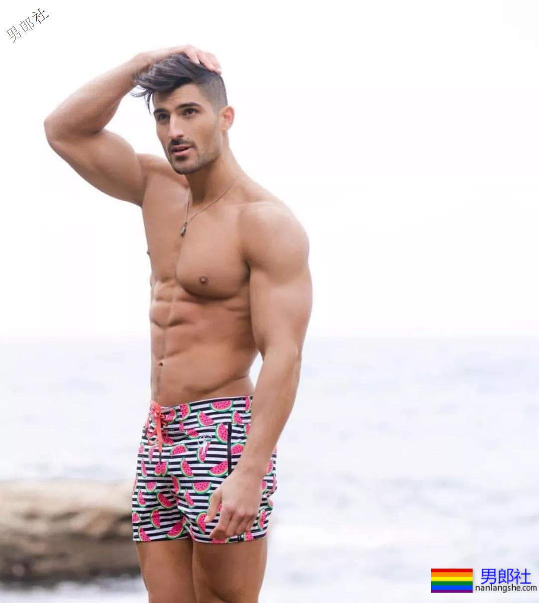 帅气的肌肉西部牛仔写真 - 51虹马