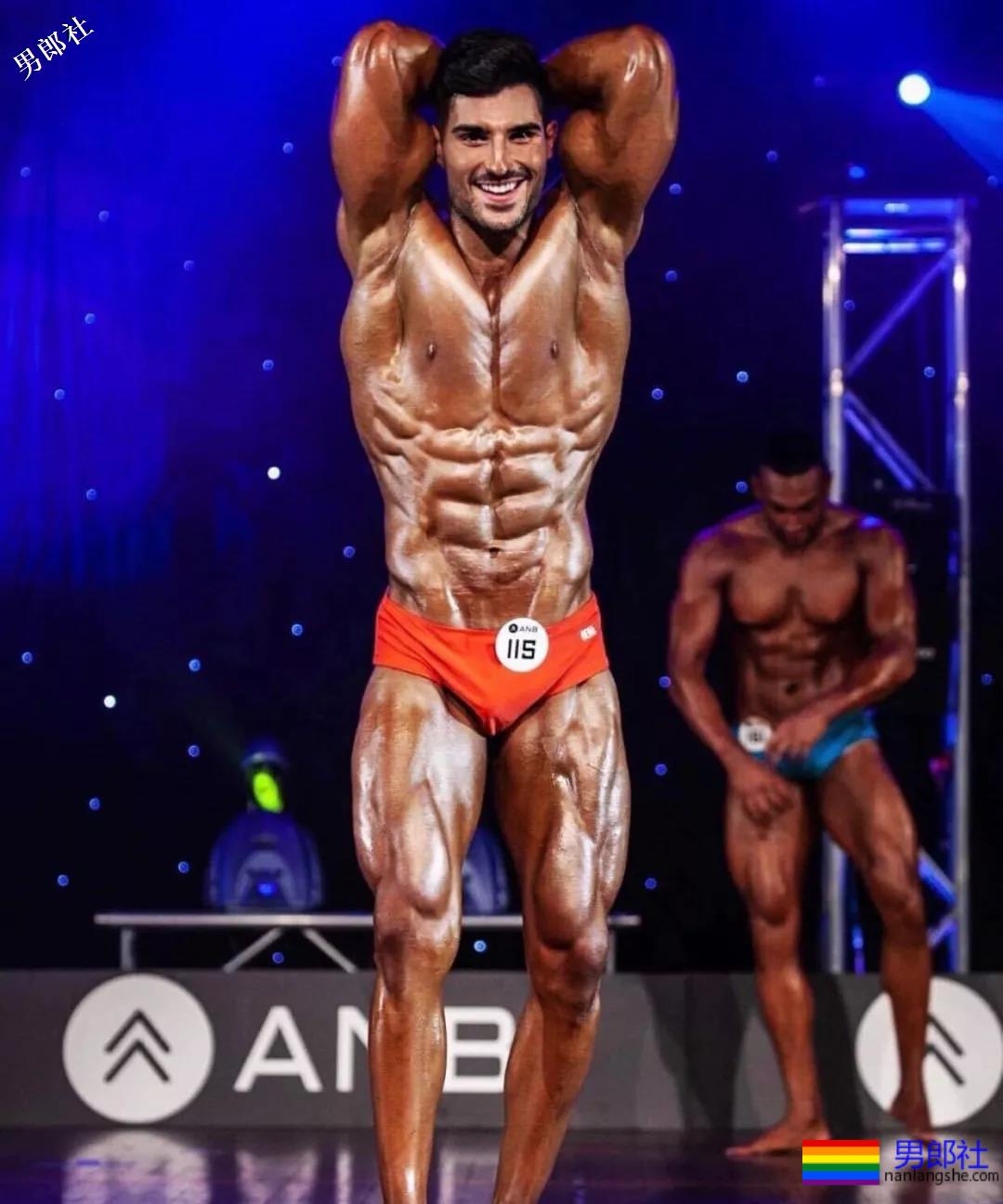 帅气的肌肉西部牛仔写真 - 51虹马