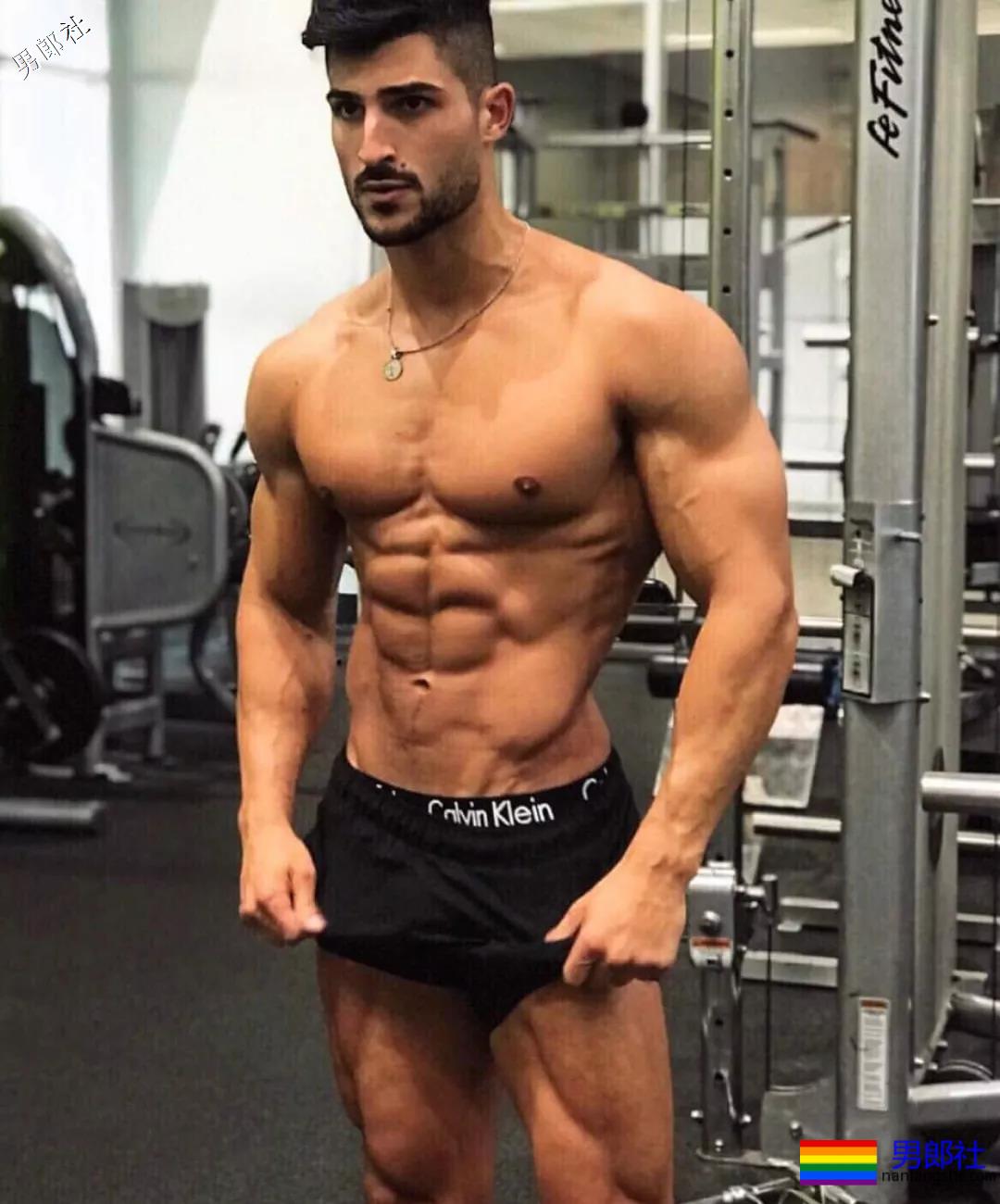 帅气的肌肉西部牛仔写真 - 51虹马