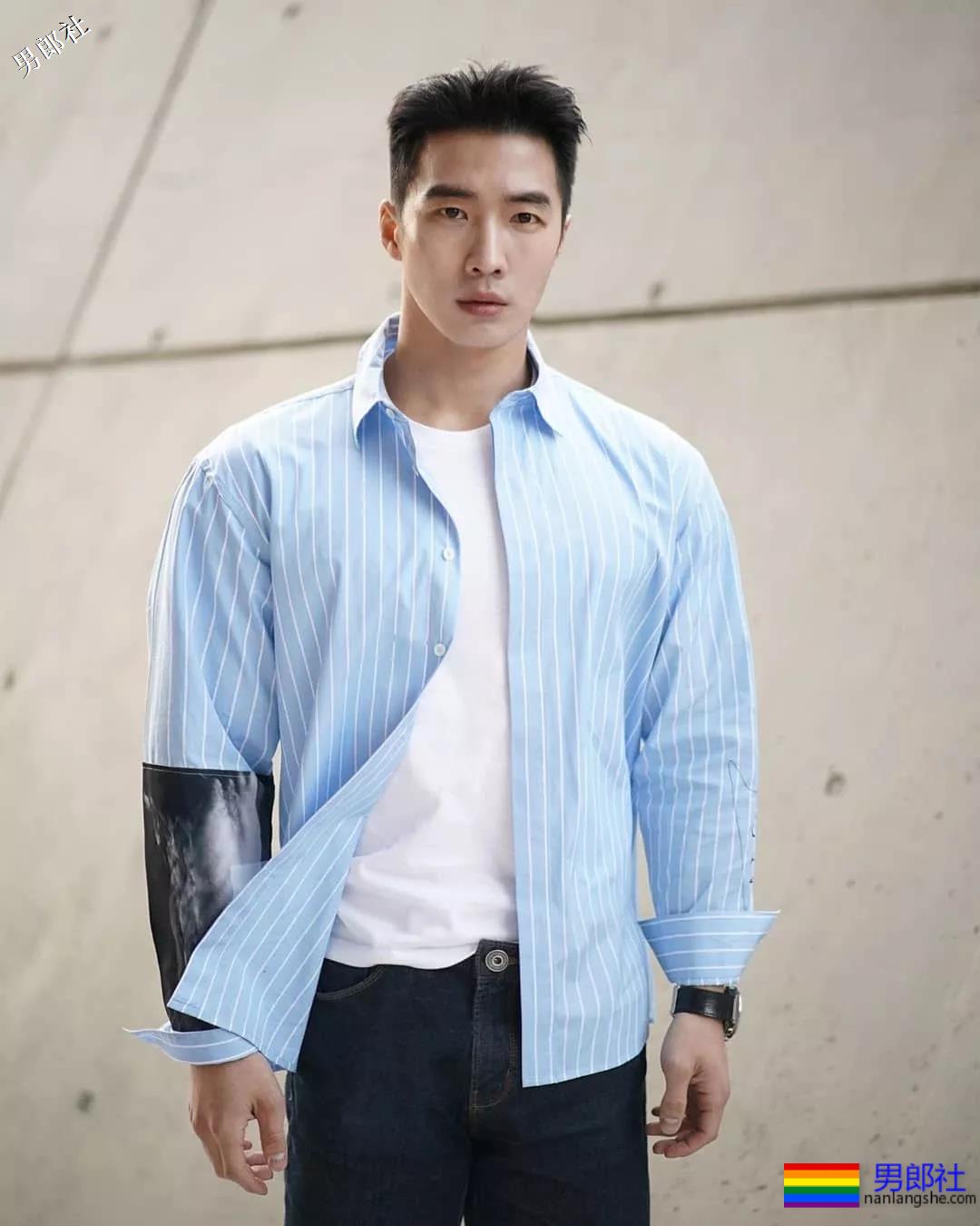 187大鼻子天菜男模，运动型筋肉身材被摄影师拍成这样？ - 51虹马