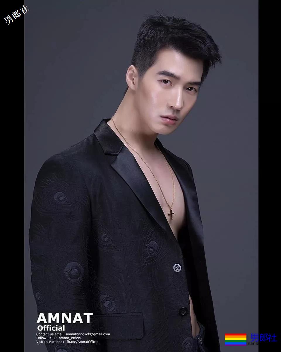 187大鼻子天菜男模，运动型筋肉身材被摄影师拍成这样？ - 51虹马