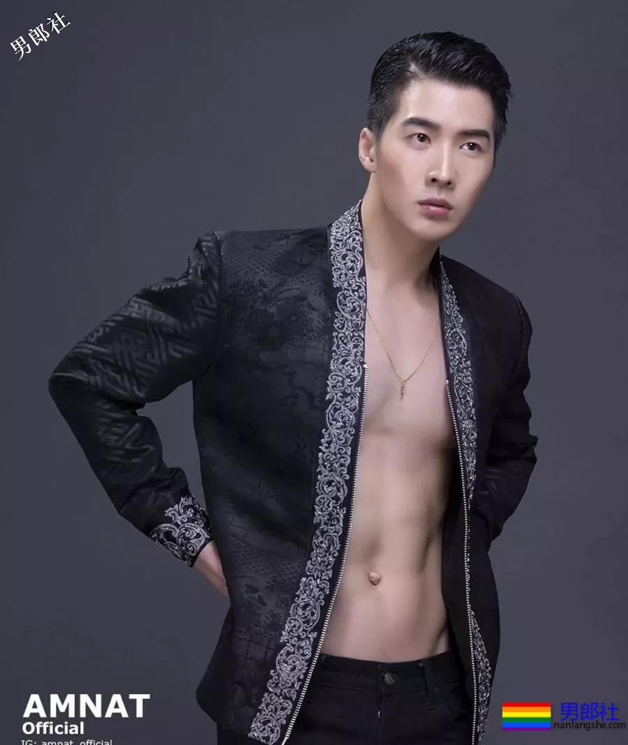 187大鼻子天菜男模，运动型筋肉身材被摄影师拍成这样？ - 51虹马