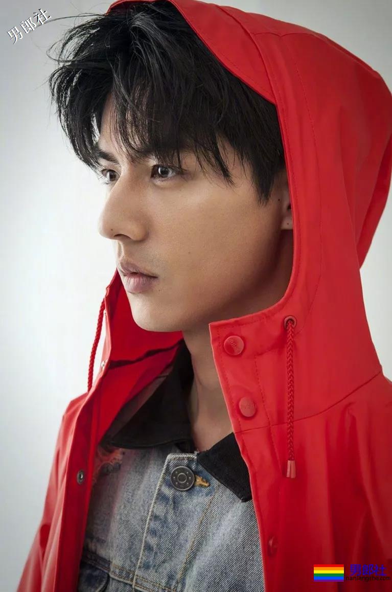 189大长腿男模男女通吃，俊朗少年气太鲜嫩，这颜值我给满分！ - 51虹马