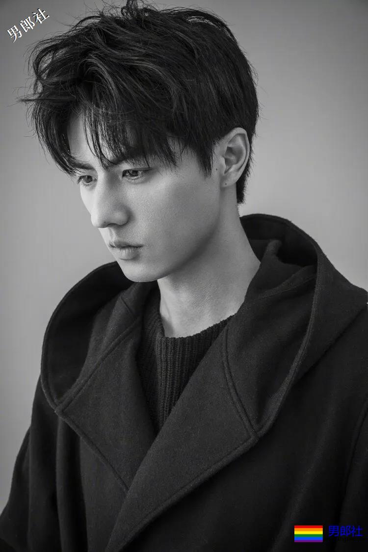 189大长腿男模男女通吃，俊朗少年气太鲜嫩，这颜值我给满分！ - 51虹马