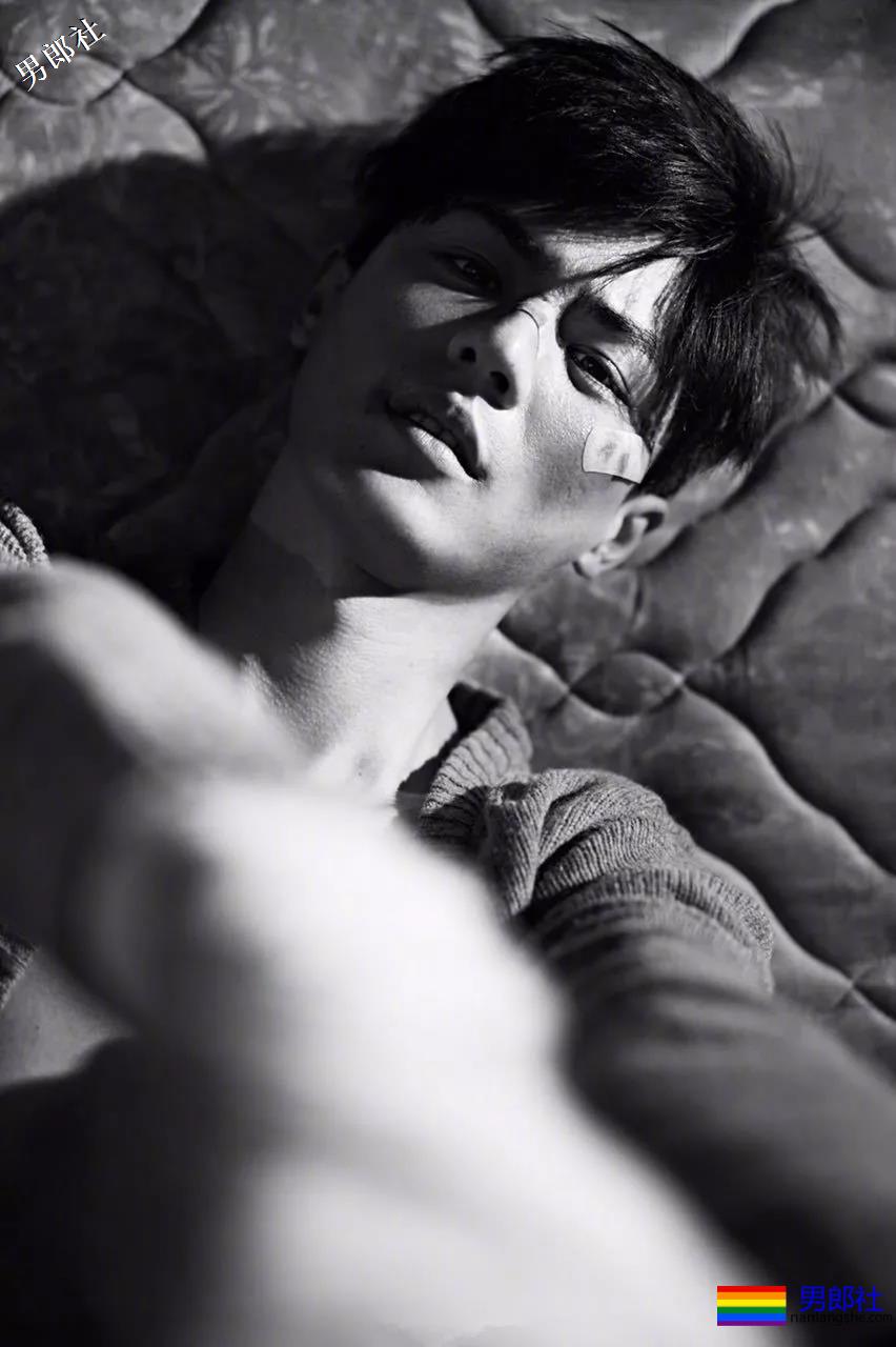 189大长腿男模男女通吃，俊朗少年气太鲜嫩，这颜值我给满分！ - 51虹马