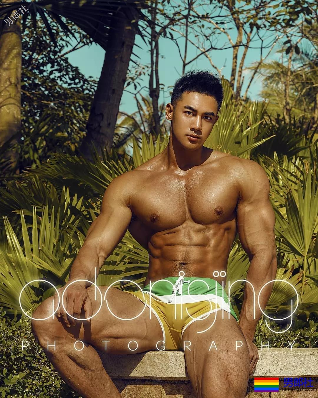 天菜教练和洪晓龙又有新硬照，他真是幕后英雄！ - 51虹马