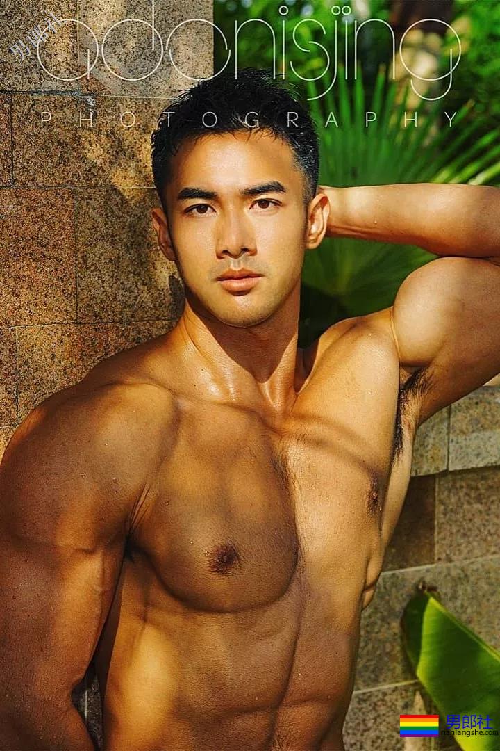 天菜教练和洪晓龙又有新硬照，他真是幕后英雄！ - 51虹马