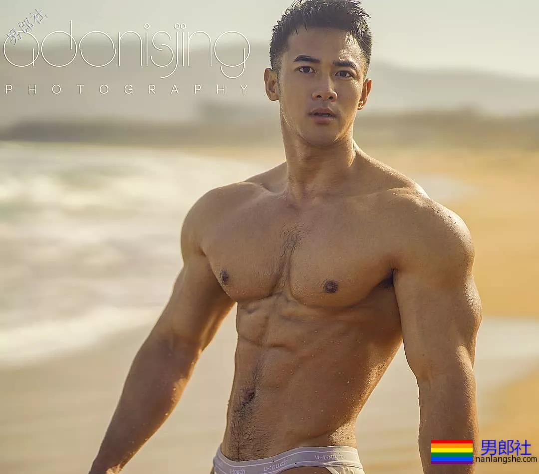 天菜教练和洪晓龙又有新硬照，他真是幕后英雄！ - 51虹马