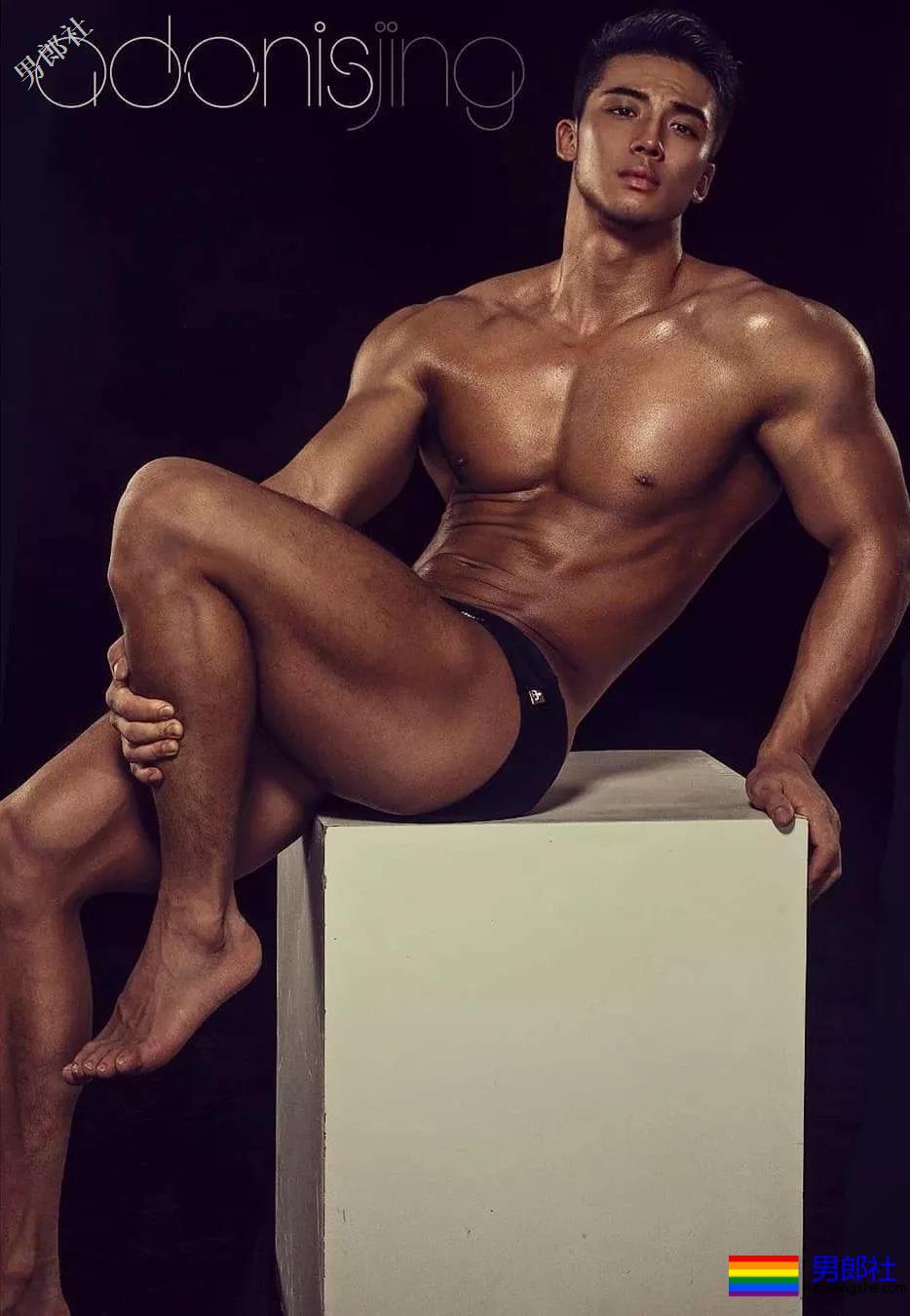 天菜教练和洪晓龙又有新硬照，他真是幕后英雄！ - 51虹马